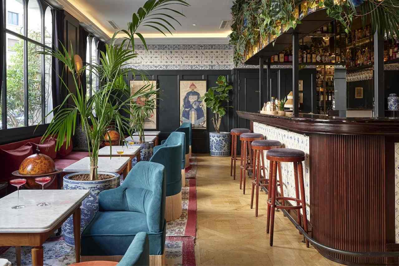 Global cocktail bar authority adds Paris, Italy, tiny 13-square-foot hideaway to prestigious recognition list