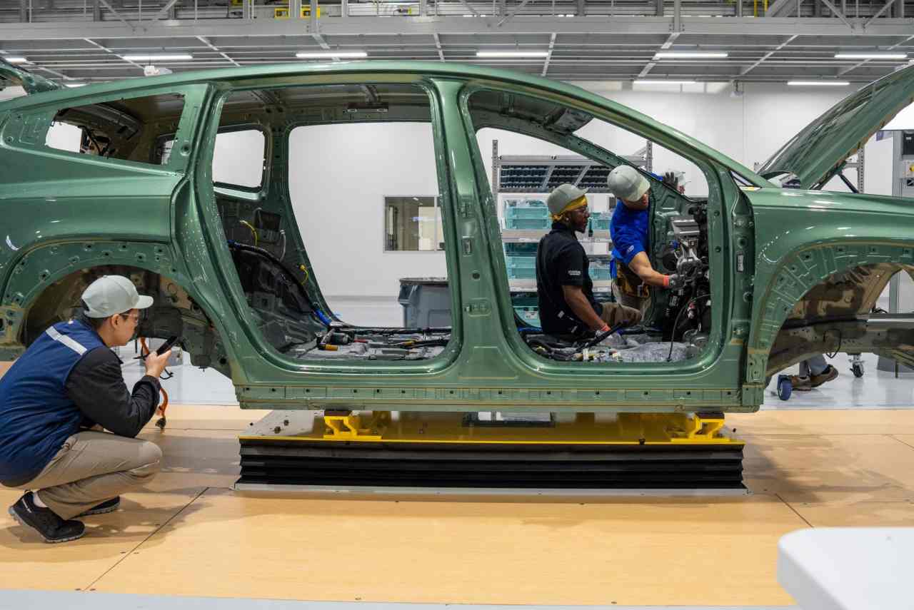 Hyundai’s ‘first-ever, 3-row’ EV under production at new Georgia plant