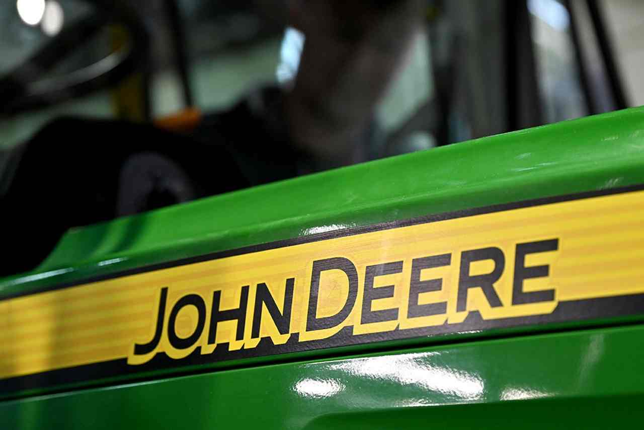 John Deere is investing B in the US, and here are the details