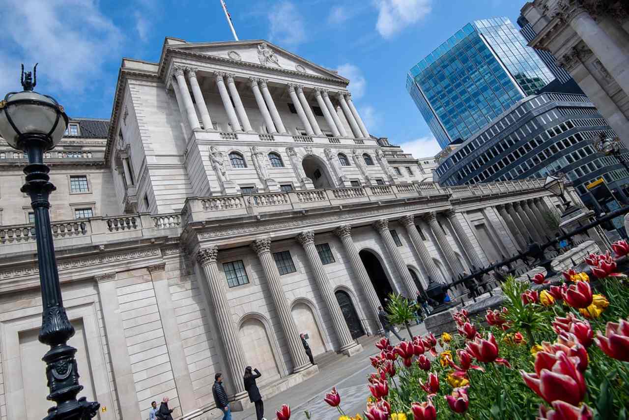 UK savers urged to ‘act now’ before interest rates start falling