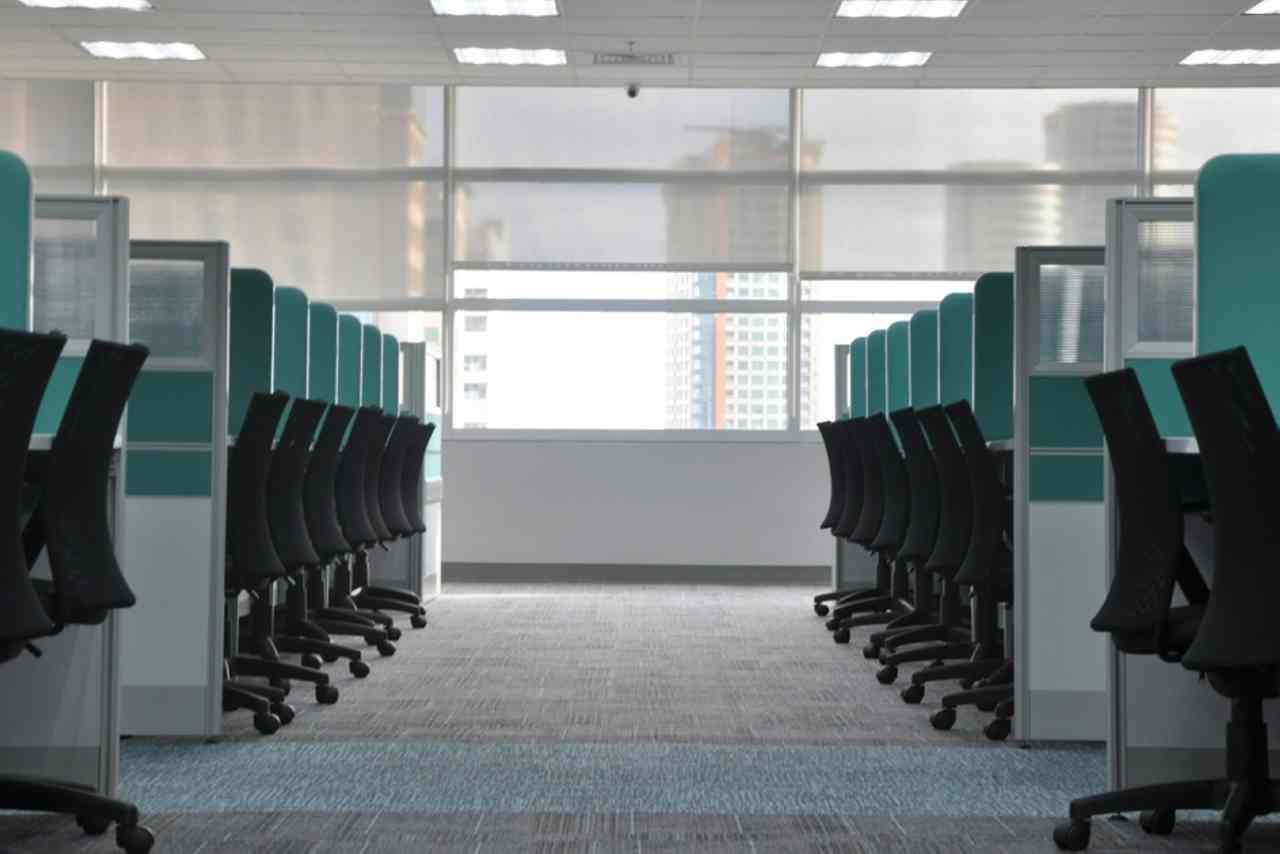 Weekly Global News Wrap: BNY Mellon mandates 4-day office rule; EU weighs UniCredit bid